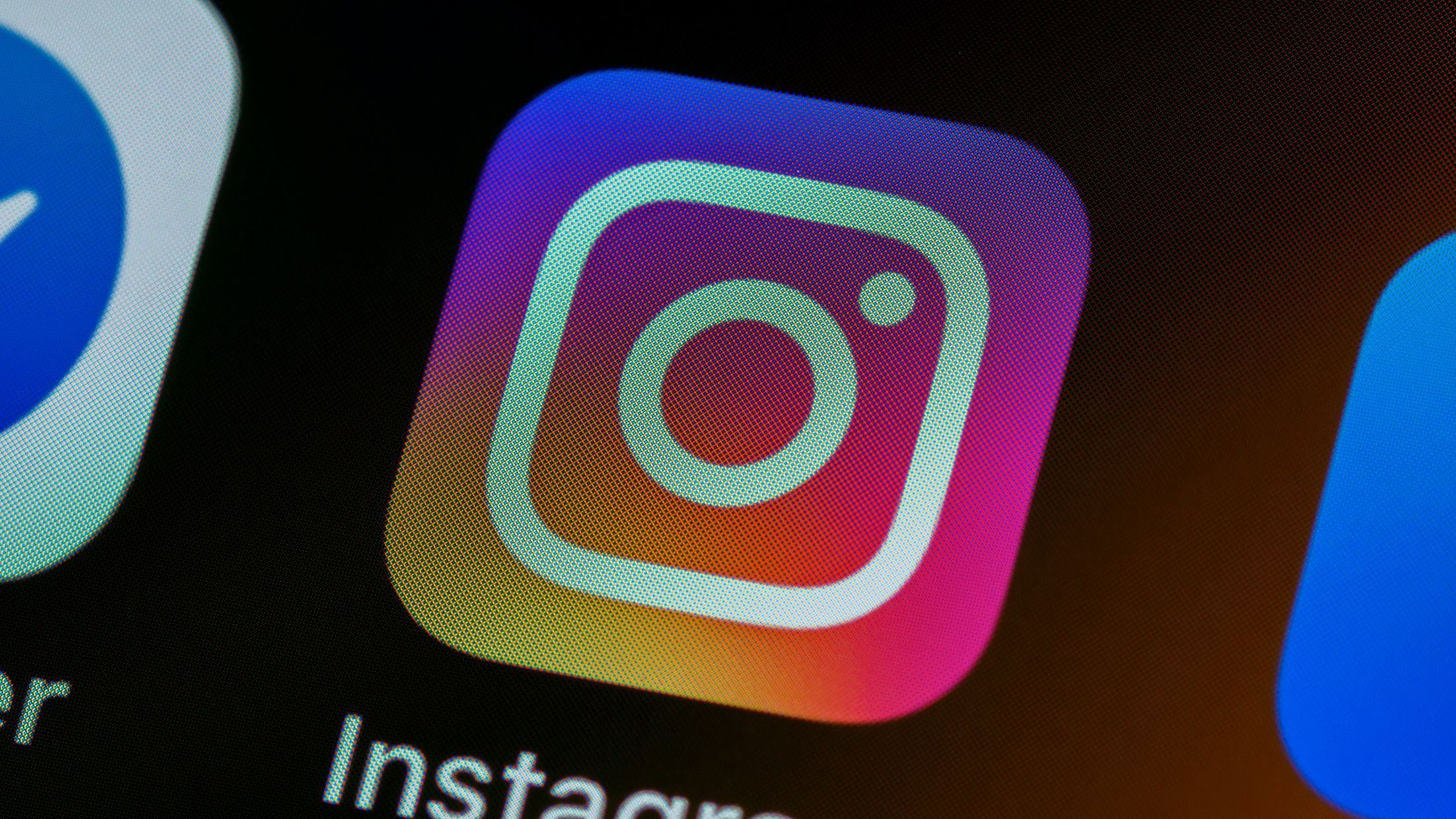Conceptual illustration of Instagram evolving into a paid platform with premium features and icons representing monetization.